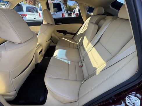 Used 2012 Honda Crosstour EX-L image 23