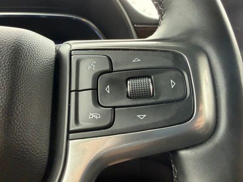 Used 2023 Chevrolet Suburban Premier AWD/4WD image 28