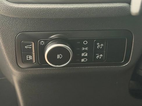 Certified 2024 Ford Escape SE FWD image 17