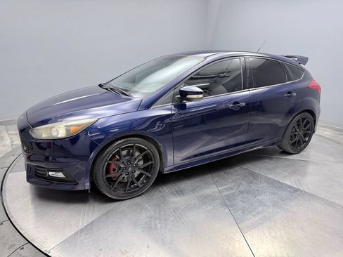 Used 2016 Ford Focus ST FWD image 1