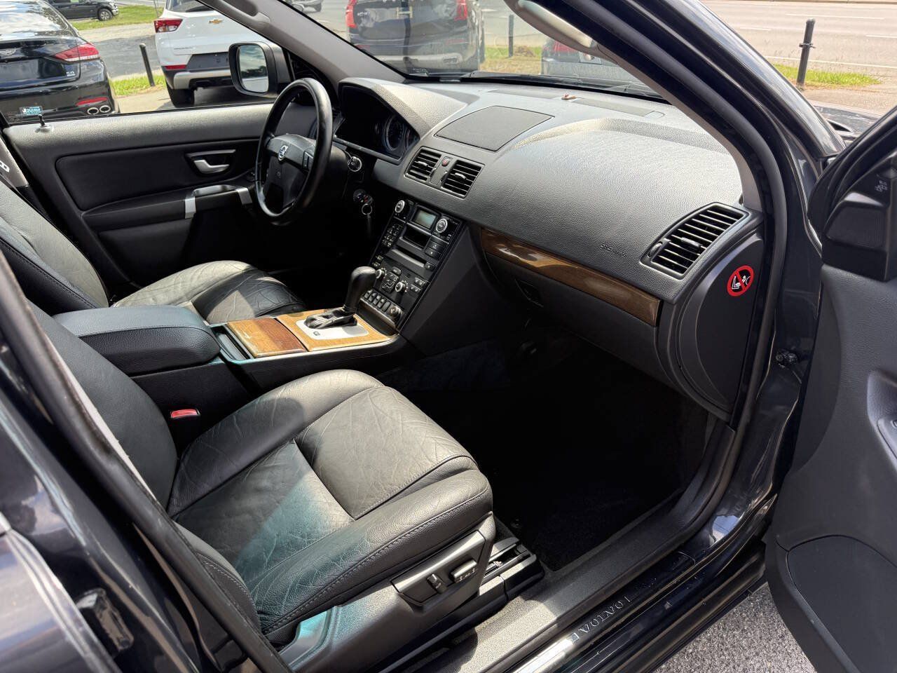 Used 2011 Volvo XC90 3.2 AWD/4WD image 14