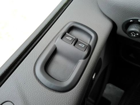 Used 2024 Ford Transit 350 XLT image 28