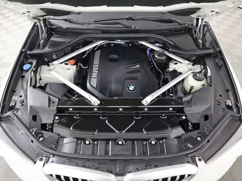 Used 2024 BMW X5 xDrive40i w/ Parking Assistance Package image 30