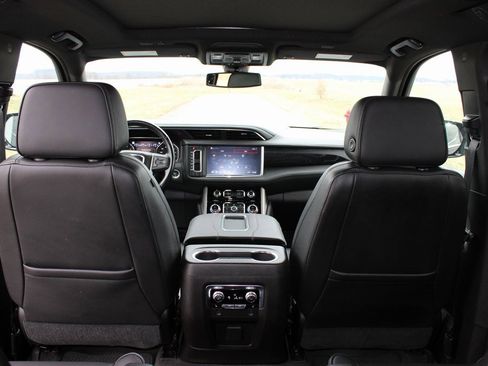 Used 2021 GMC Yukon Denali image 25