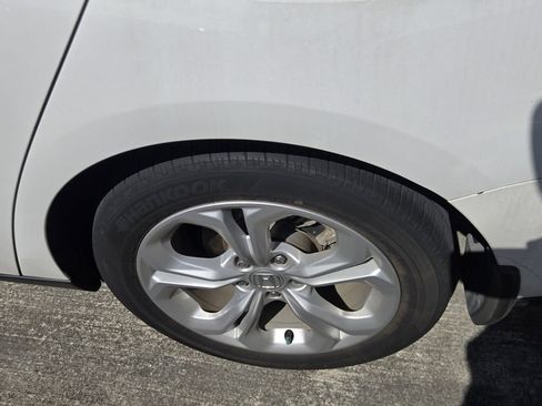 Used 2024 Honda Accord LX image 6