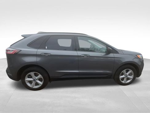 Used 2022 Ford Edge SE AWD/4WD image 9