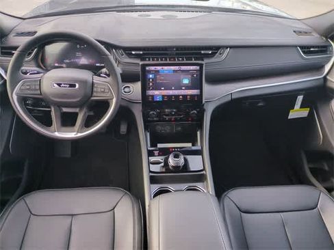 New 2025 Jeep Grand Cherokee L Limited w/ Trailer Tow Package image 16