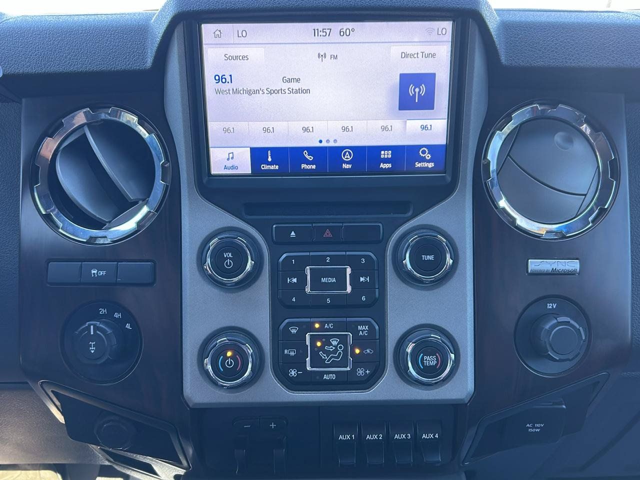 Used 2014 Ford F250 Lariat w/ Lariat Interior Package AWD/4WD image 15