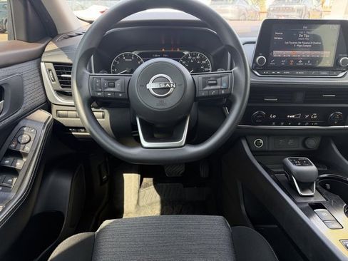 Certified 2023 Nissan Rogue SV image 31