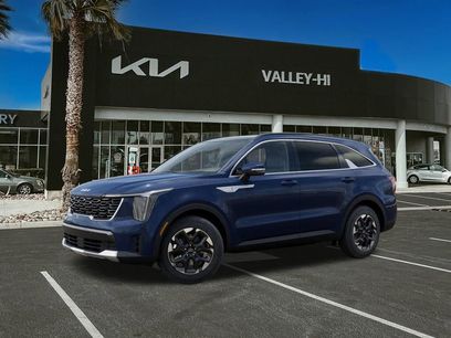 New 2026 Kia Sorento S w/ S Panoramic Sunroof Package
