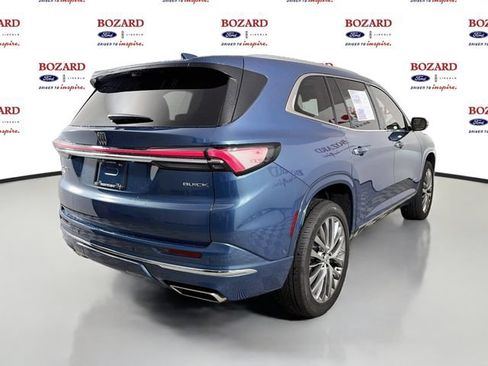 Used 2026 Buick Enclave Avenir w/ Super Cruise Package FWD image 8