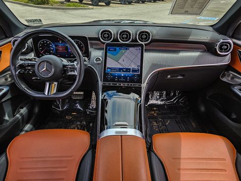 Certified 2023 Mercedes-Benz GLC 300 4MATIC image 12