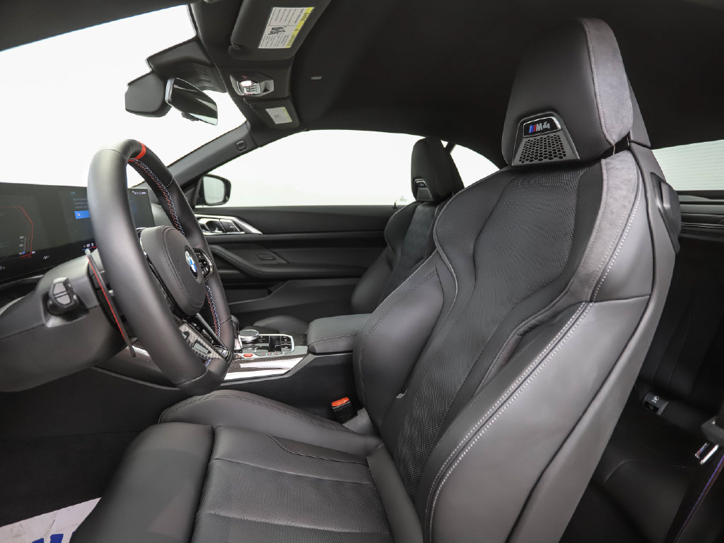 Used 2027 BMW M4 xDrive Competition AWD/4WD image 11