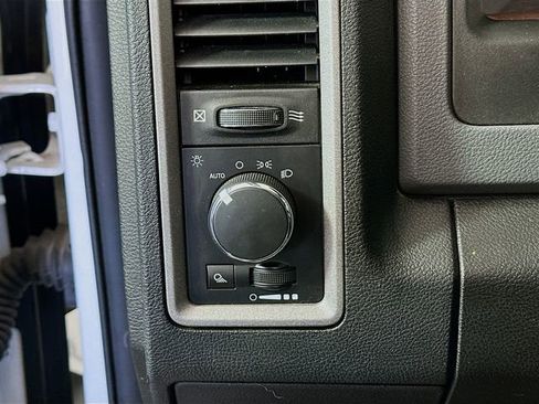 Used 2019 RAM 1500 Tradesman image 19