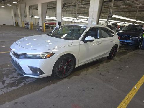 Used 2024 Honda Civic Sport Touring image 1