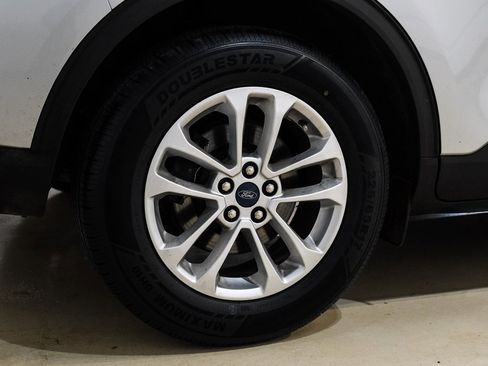 Used 2020 Ford Escape S image 58