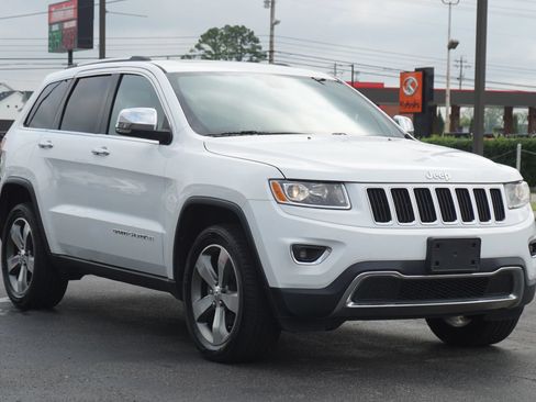 Used 2016 Jeep Grand Cherokee Limited AWD/4WD image 3