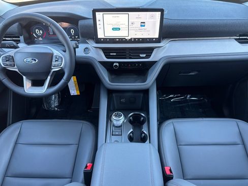 New 2026 Ford Explorer Active w/ Active Comfort Package AWD/4WD image 12