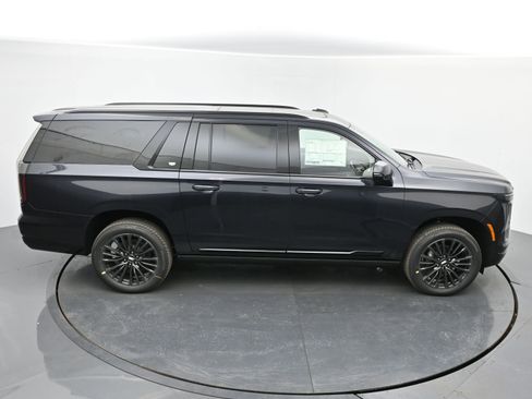 New 2026 Cadillac Escalade ESV Platinum Sport image 28