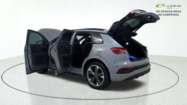 Used 2024 Audi Q4 e-tron Premium Plus w/ Premium Plus AWD/4WD image 16