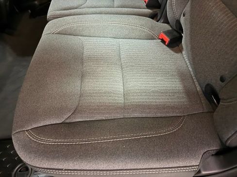 Used 2019 RAM 1500 Big Horn AWD/4WD image 20