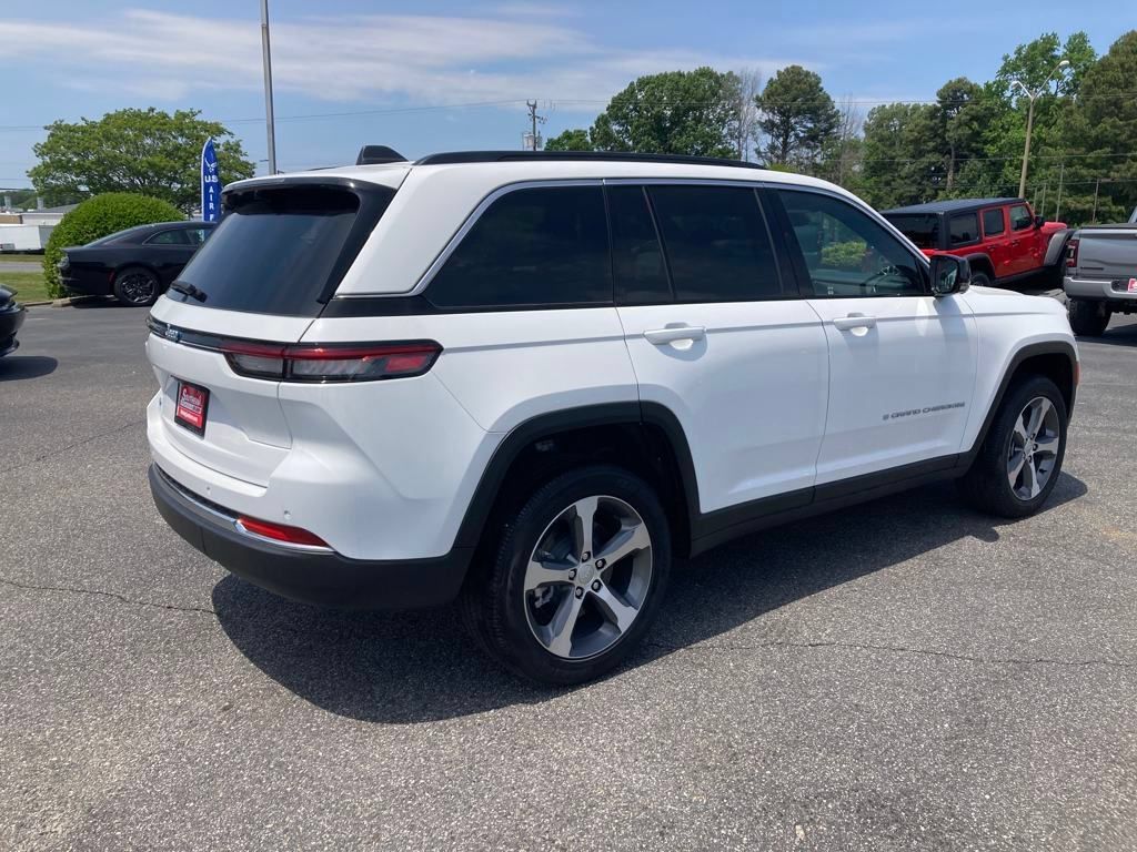 New 2024 Jeep Grand Cherokee Limited 4xe w/ Luxury Tech Group II AWD/4WD image 5