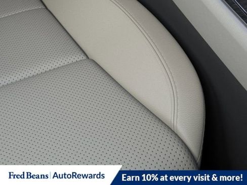 New 2026 Lincoln Aviator AWD image 18