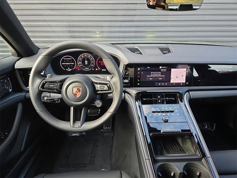 New 2026 Porsche Panamera 4 image 8