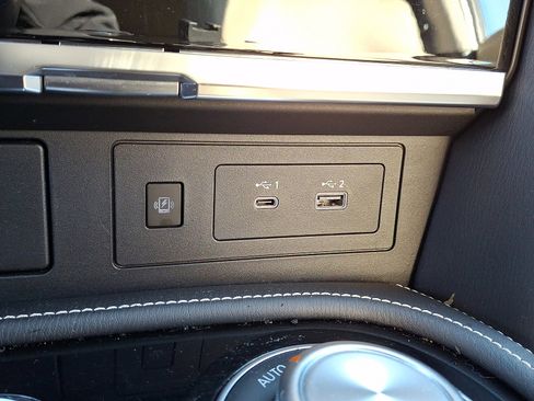 Certified 2024 INFINITI QX80 Premium Select w/ All-Season Package image 25