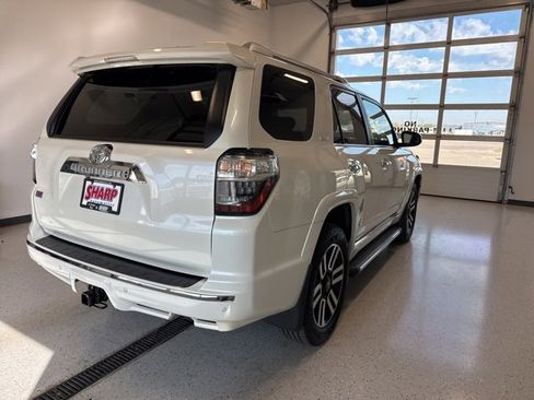 Used 2021 Toyota 4Runner Limited image 9