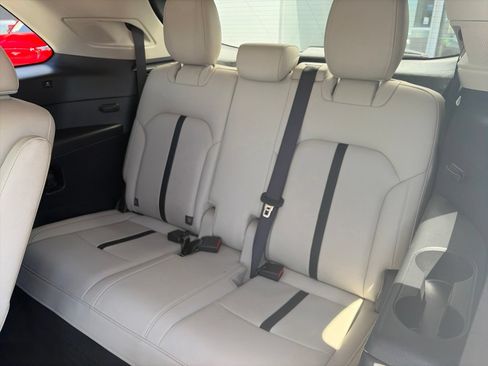 Used 2024 MAZDA CX-90 Plug-In Hybrid w/ Premium Pkg AWD/4WD image 12