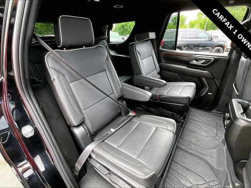Used 2024 Chevrolet Tahoe Premier w/ Advanced Technology Package AWD/4WD image 24