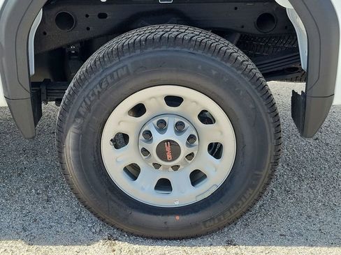 New 2024 GMC Sierra 2500 Pro image 10