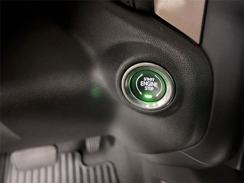 Used 2022 Chevrolet Silverado 2500 High Country image 17