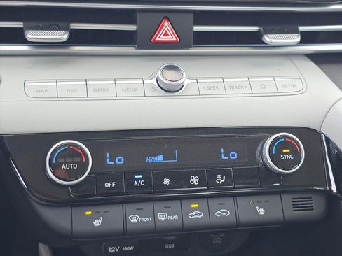New 2026 Hyundai Elantra Limited FWD image 14
