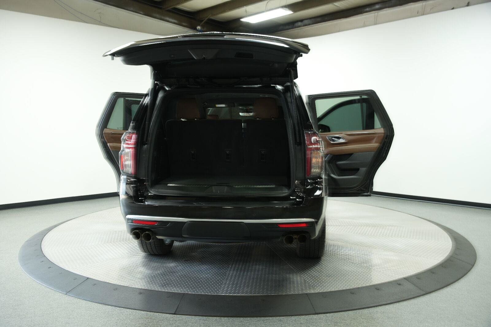 Certified 2023 Chevrolet Tahoe High Country AWD/4WD image 14