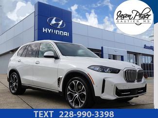 Used 2024 BMW X5 sDrive40i w/ Premium Package RWD video 1
