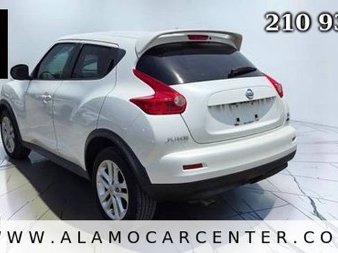 Used 2014 Nissan Juke SL FWD image 3