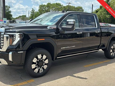 New 2026 GMC Sierra 2500 Denali w/ Denali Reserve Package AWD/4WD image 3