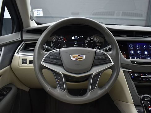 Certified 2024 Cadillac XT5 Premium Luxury AWD/4WD image 14