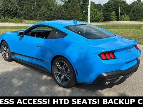 New 2025 Ford Mustang Coupe image 4