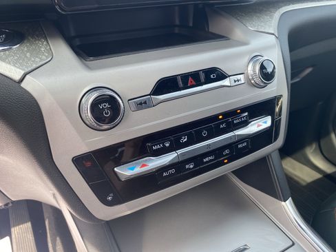 Certified 2023 Ford Explorer Timberline w/ Timberline Technology Package image 19