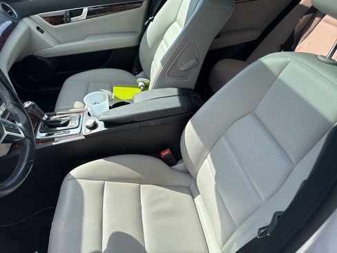 Used 2012 Mercedes-Benz C 250 Sedan image 9