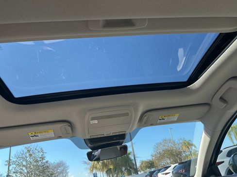 Used 2025 MAZDA MAZDA3 s image 4