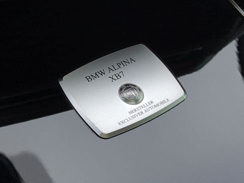 Used 2022 BMW ALPINA XB7 AWD/4WD image 46