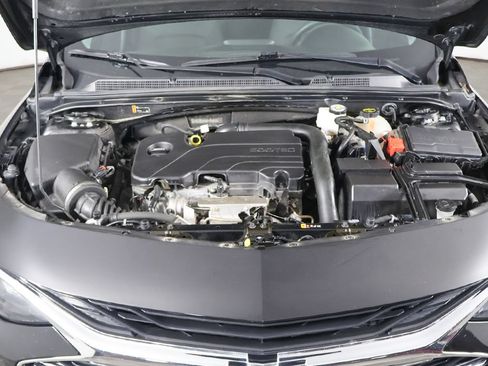 Used 2025 Chevrolet Malibu LT FWD image 17