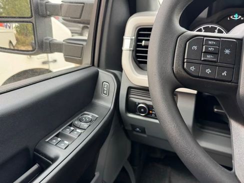 New 2026 Ford F550 4x4 Supercab Super Duty image 18