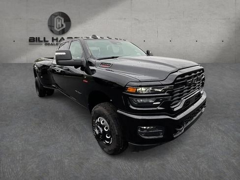 New 2026 RAM 3500 Big Horn AWD/4WD image 3