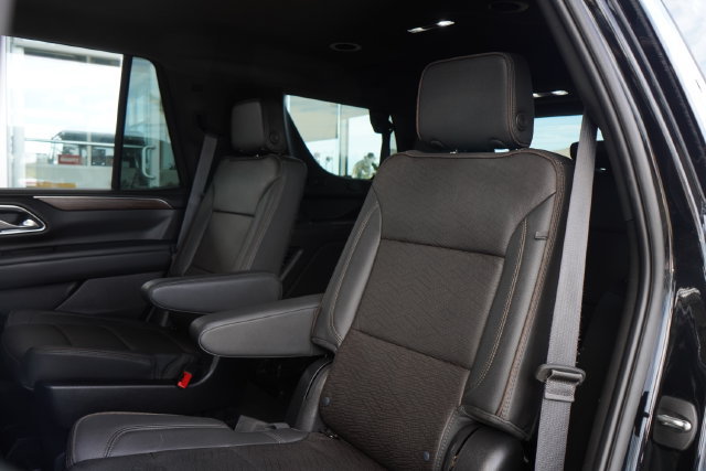 Used 2024 Chevrolet Tahoe High Country w/ Advanced Technology Package AWD/4WD image 26