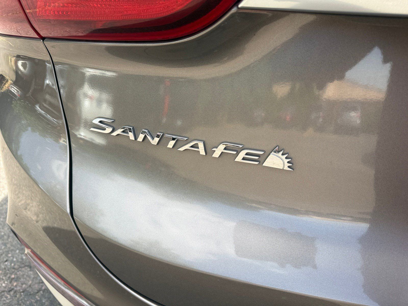 Used 2019 Hyundai Santa Fe SE AWD/4WD image 23